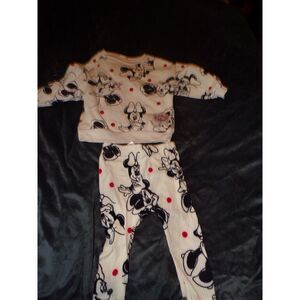 Minnie Mouse sweatshirt and leggings size 6/9 month